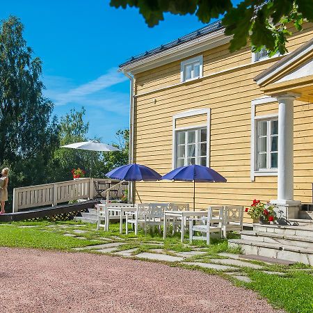 Koivulan Kartano Bed & Breakfast Lohja Exterior photo